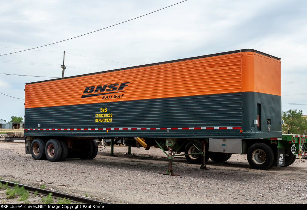 BNSF B & B Dept storage Trailer 